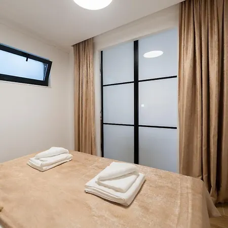 Apartman Petra & Rustic Makarska
