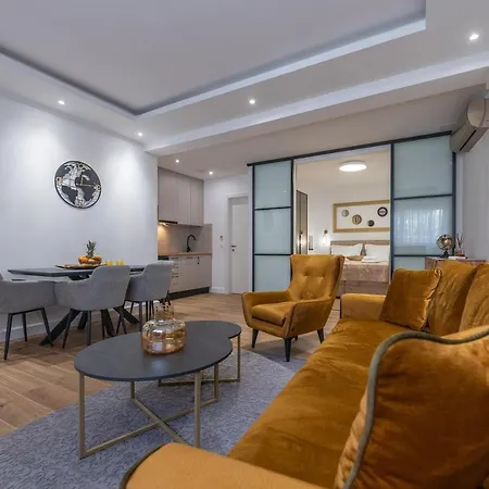Petra & Rustic Apartman Makarska