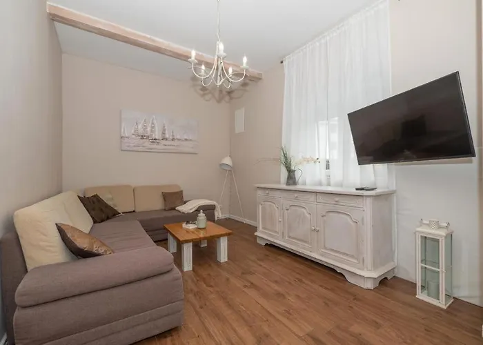 Petra & Rustic Makarská