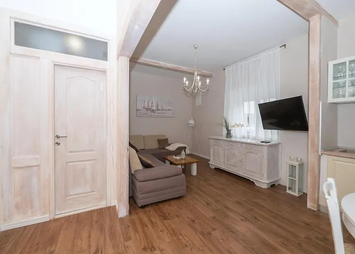 Petra & Rustic Apartmán