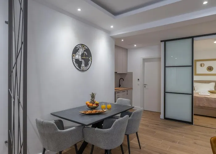 Apartment Petra & Rustic